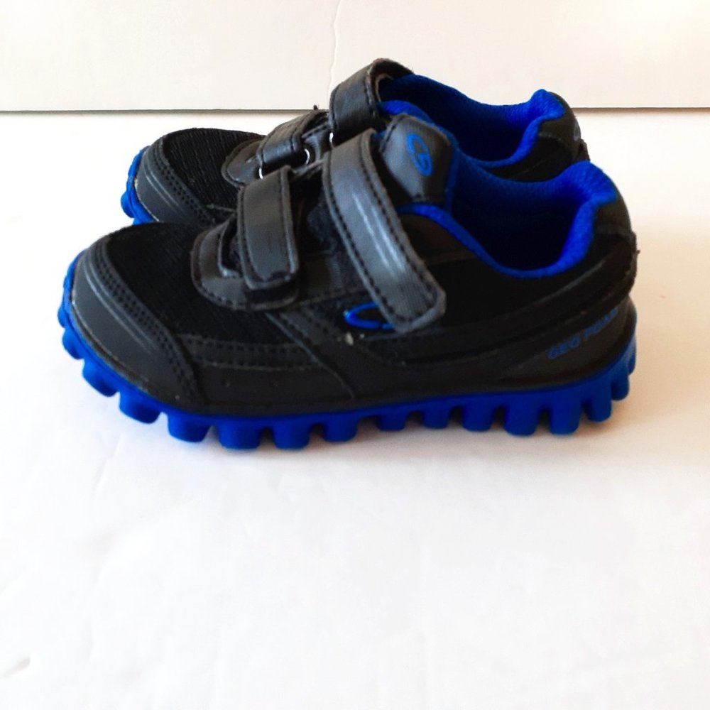 C9 Champion Boys Sneakers Black Blue Shoes Size 7 Toddler